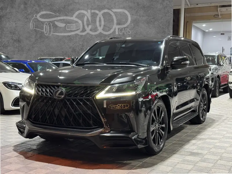  Lexus LX 